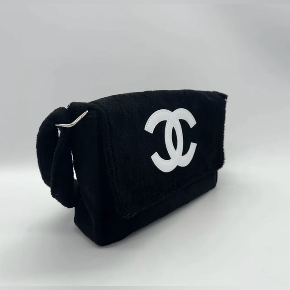 CHANEL VIP BAG Black and White Crossbody Bag - Brand New - COA Available - Picture 1 of 12